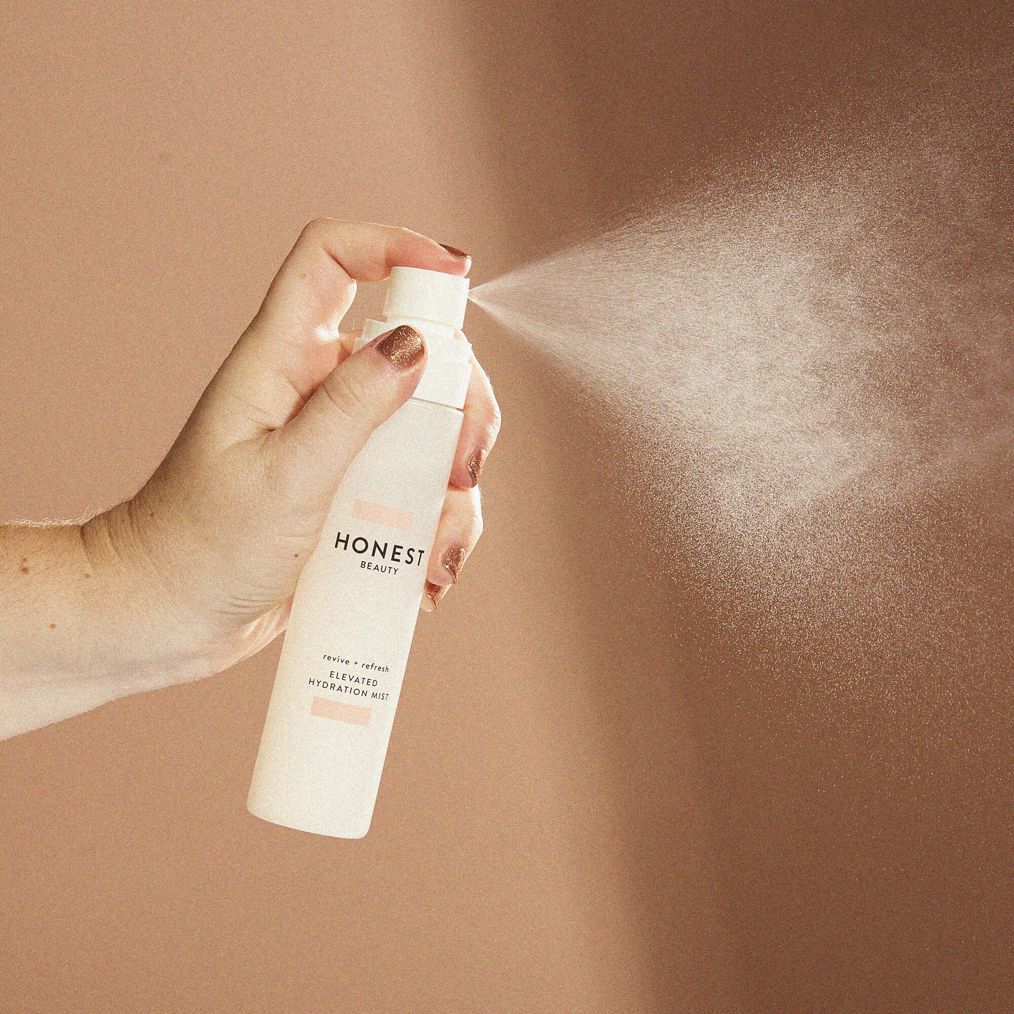 Hydrating Hyaluronic Facial Mist Honest Honest